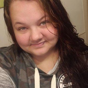 Meet your Posher, Alaina